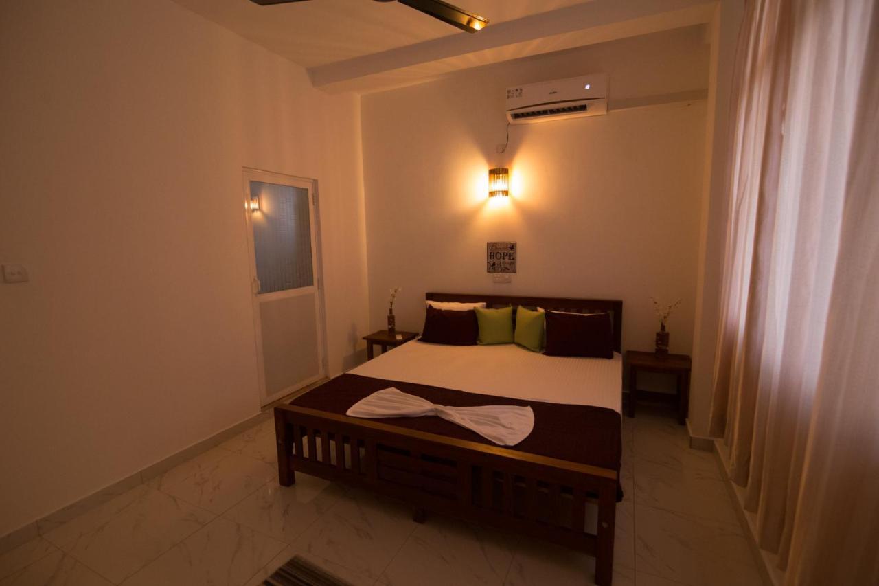 City Sunrise Hikkaduwa Ngoại thất bức ảnh